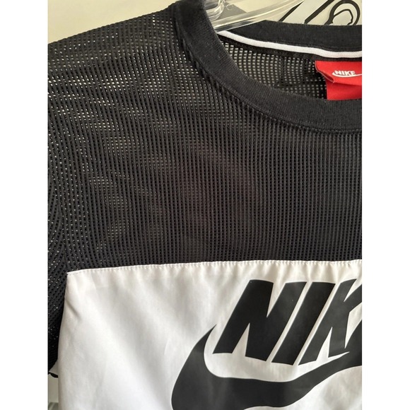 Nike Sportswear Short Sleeve Mesh Crop Top Black White 848529-010 Women's Size M - Picture 8 of 14